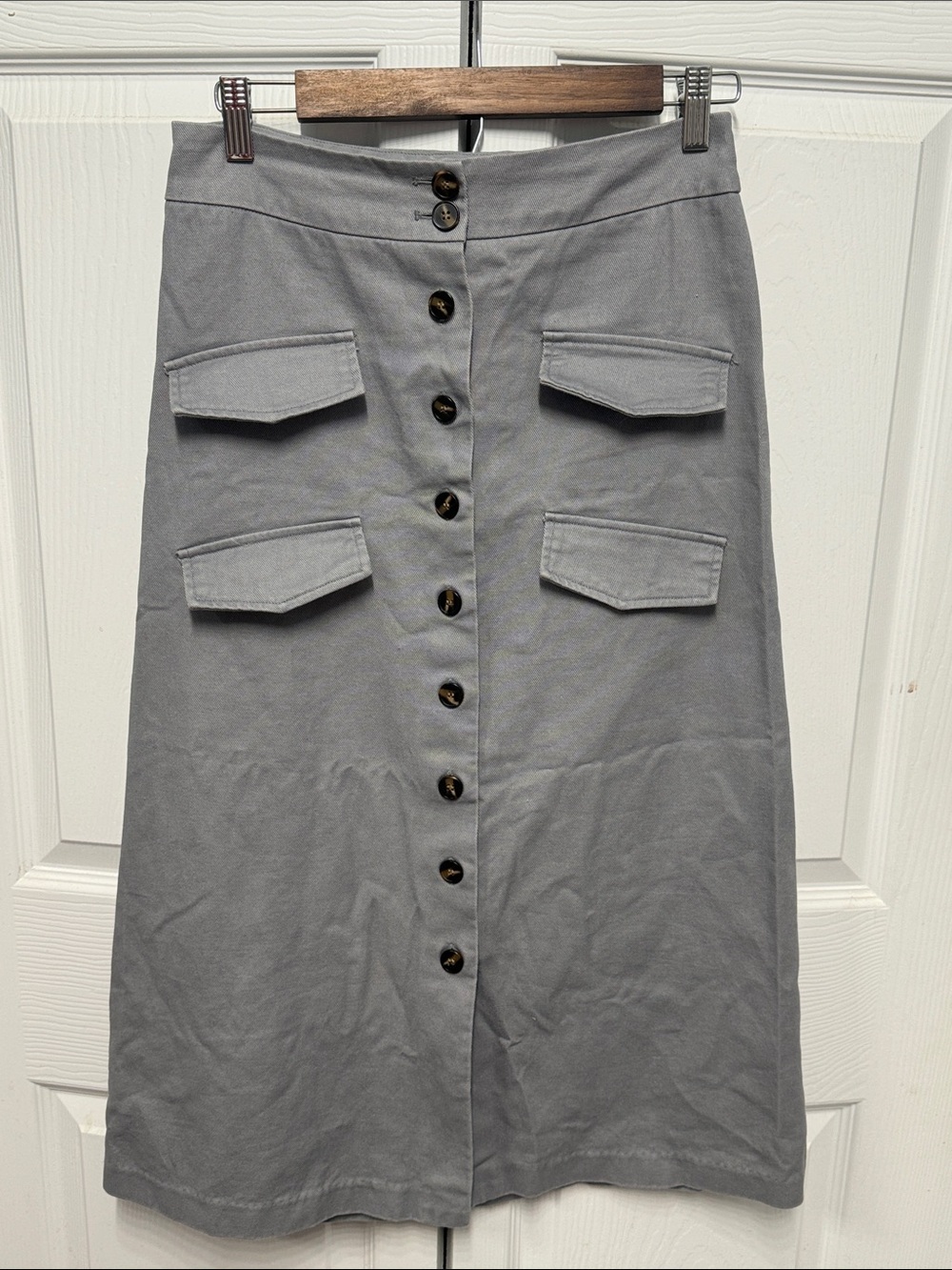 Mare X Anthropologie Gray Button-Front Midi Skirt with Flap Pockets